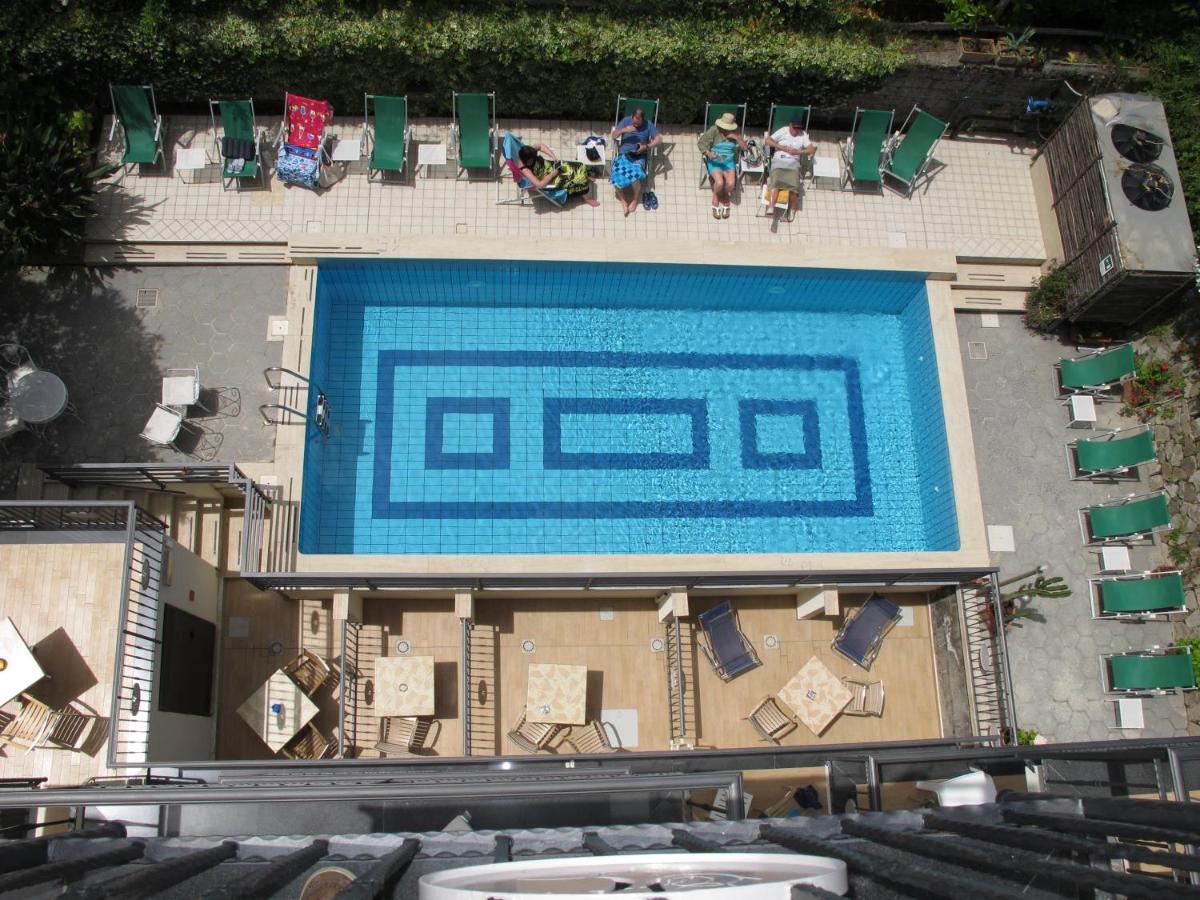 Hotel Club (Adults Only) Sant'Agnello Exteriör bild