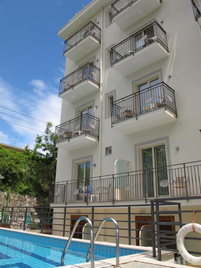 Hotel Club (Adults Only) Sant'Agnello Exteriör bild