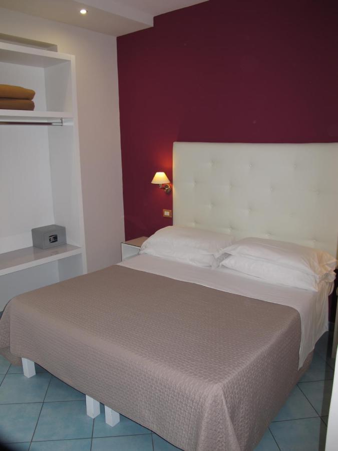 Hotel Club (Adults Only) Sant'Agnello Exteriör bild