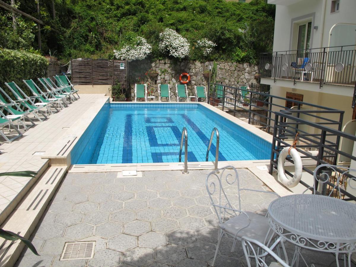 Hotel Club (Adults Only) Sant'Agnello Exteriör bild
