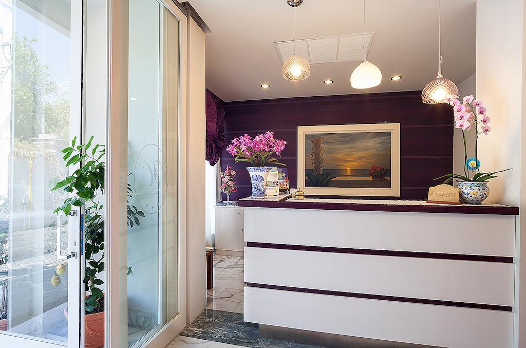 Hotel Club (Adults Only) Sant'Agnello Exteriör bild
